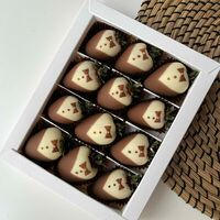 Клубника в смокинге в FlowBerry