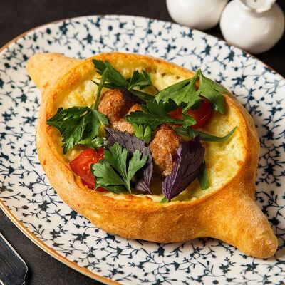 Хачапури с люля из курицы в Вах Гиви! по цене 620 ₽