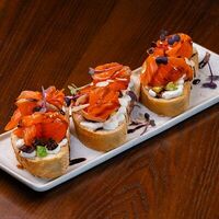 Брускетта с форельюв Эдисон