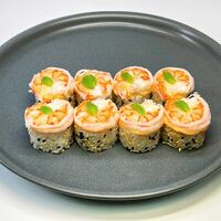 Ролл с креветкой и соусом лаймовый васаби в Суши шеф