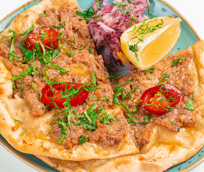 Ляхм бажин в Lebanese Kebab & Grill по цене 410 ₽