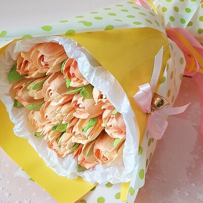 Прекрасный букет на день учителя из зефирных цветов, с колокольчиком в Чародейка сладостей по цене 2780 ₽