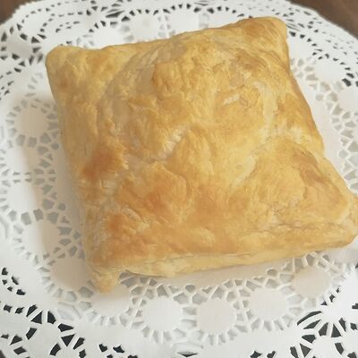 Хачапури три сыра в Солнечный Пончик по цене 135 ₽