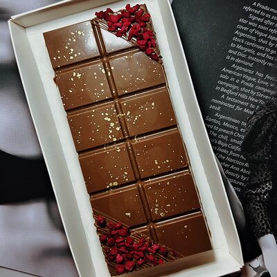 Плитка дубайского шоколада в Chocofactory по цене 2700 ₽