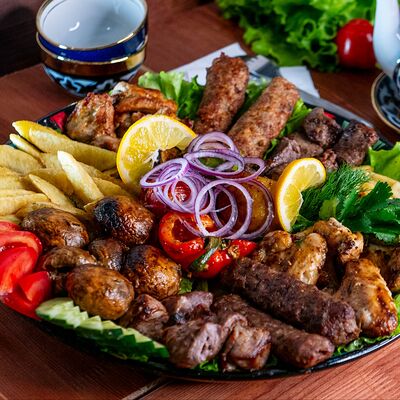 Ассорти из шашлыков Микс в Узбекская кухня по цене 4800 ₽