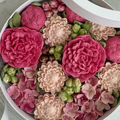 Набор из зефирного суфле Яркие краски в Chocoroom по цене 2690 ₽