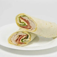 Цезарь ролл с курочкой в Coffee Way