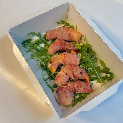 Тигровые креветки в беконе в Рент кафе по цене 490 ₽