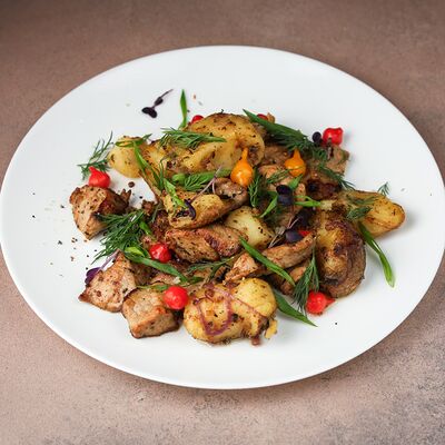 Жарёха из свинины в VASILCHUKI Chaihona №1 по цене 850 ₽