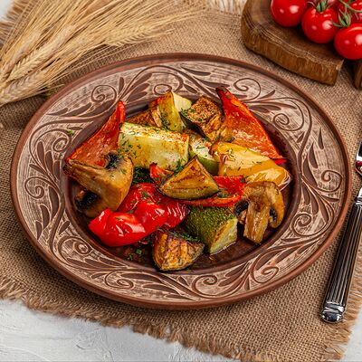Овощи гриль в Русская кухня по цене 450 ₽