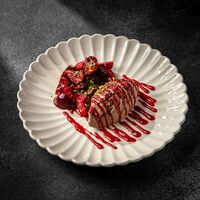 Паштет с копченой черешней и иранскими фисташками в Everest continental