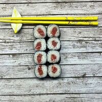 Мини-ролл Тунец в Sushi Favorite