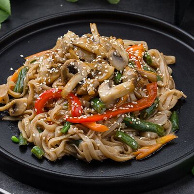 Вок с овощами в Рыба закусывала по цене 429 ₽