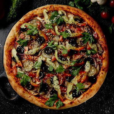 Пицца Овощная 38 см в Hot Pizza по цене 1450 ₽