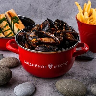 Мидии в соусе по-каталонски в Мидийное место по цене 1320 ₽