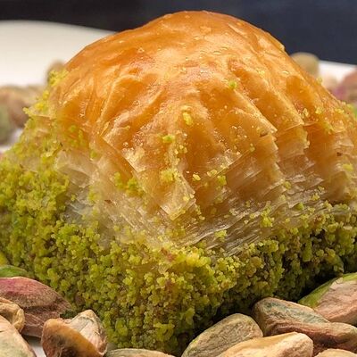 Пахлава Куру в Fistik Baklava по цене 155 ₽