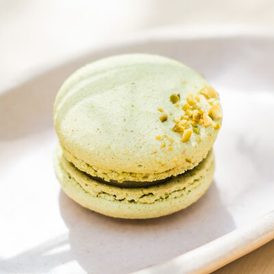 Макарон Фисташка Mini в Angel Cakes по цене 390 ₽