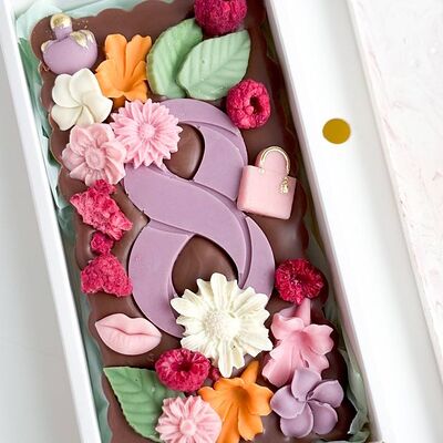 Подарочный шоколад 8 Марта в Tortterry по цене 960