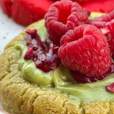 Крамбл кукис фисташка-малинав Овсянка по цене 470 ₽