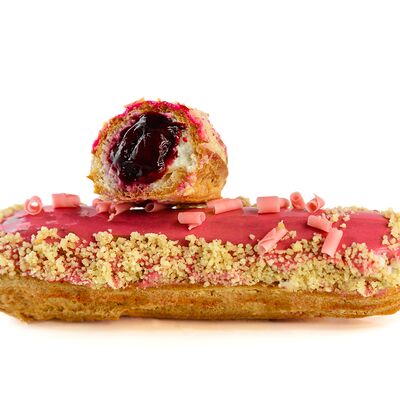 Эклер Вишня в Кусай эклер по цене 286 ₽