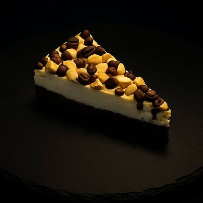 Чизкейк карамель-арахис в Rollik по цене 209 ₽