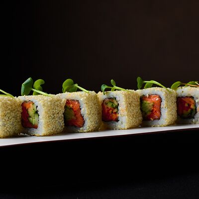 Ролл Лавокадо в Эндорфин по цене 680 ₽