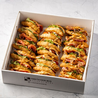 Box мини-круассаны №1 L в CHEF'S FOOD BOX по цене 3425 ₽