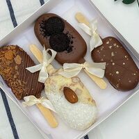 Чизкейки на палочке в Sweets