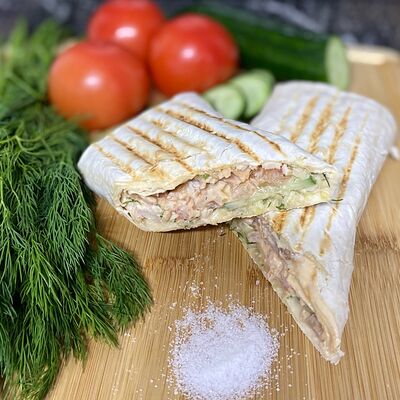 Шаурма классическая в Там-Там по цене 350 ₽