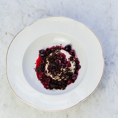 Зимняя вишня в Дворцовая по цене 420 ₽