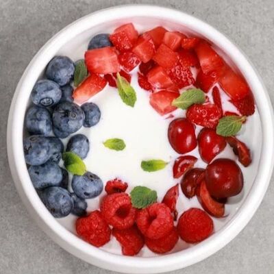 Ягодная окрошка с йогуртом в 321 Club by Novikov по цене 590