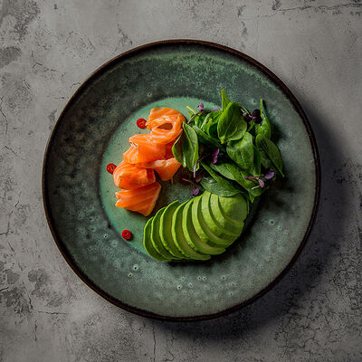 Татаки из лосося в VASILCHUKI Chaihona №1 по цене 760