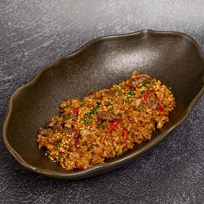 Жаренный рис с телятинойв Smoky People по цене 840 ₽
