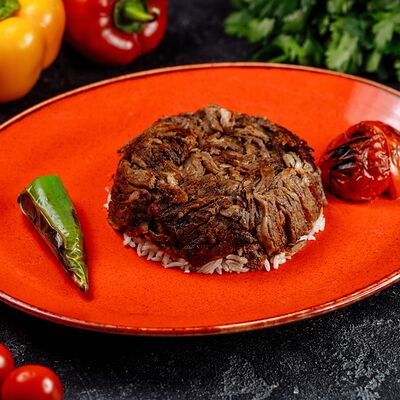 Донер с пловом в Таксиммайдан по цене 1220 ₽