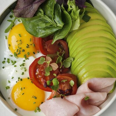 Yum! Супер-завтрак с ветчиной из индейки в Yumbaker gardens по цене 1075 ₽