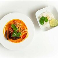 Том ям с морепродуктами в На вкусе