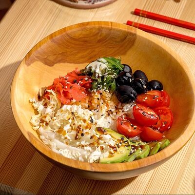 Поке с томатами и авокадо в Рамен между нами по цене 760 ₽