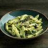 Пенне со шпинатом и курицей в Традиции вкуса по цене 790