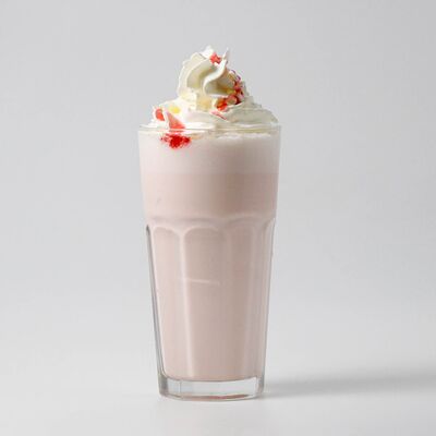 Клубничный коктейль в Rabbit по цене 2890 ₸