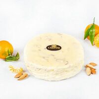 Миндальный торт с мандаринами и йогуртовым шоколадом замороженный в У Палыча. С пылу, с жару!