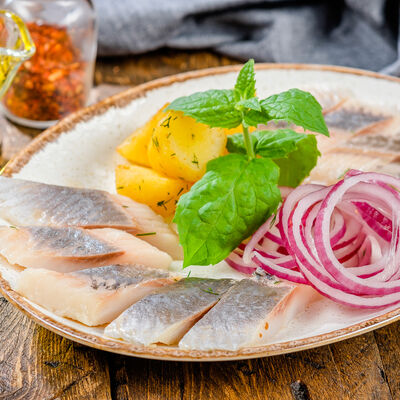 Сельдь по-московски в Роял Палас по цене 370 ₽