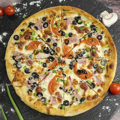 Пицца Селеста - Большая в Суши фуд по цене 1195 ₽