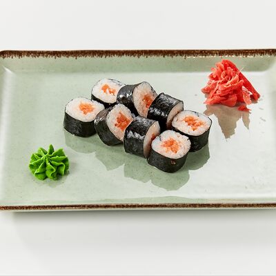 Роллы классика с лососем в Room-cafe по цене 540 ₽