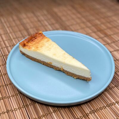 Чизкейк Классический творожный в Гастробар DOM по цене 190