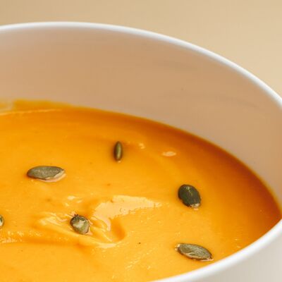 Крем-суп тыквенный с креветками в Бабуля по цене 610 ₽