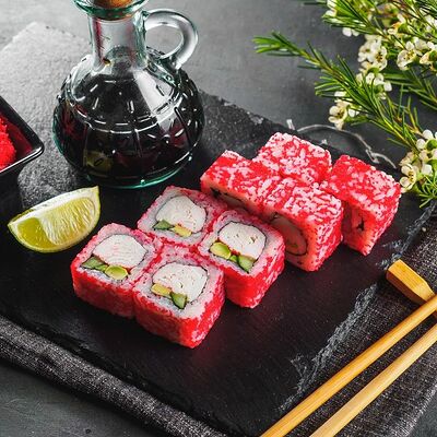Ролл Калифорния с крабом в Maki Family по цене 219
