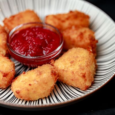 Сулугуни во фритюре в Хачучачу по цене 490 ₽