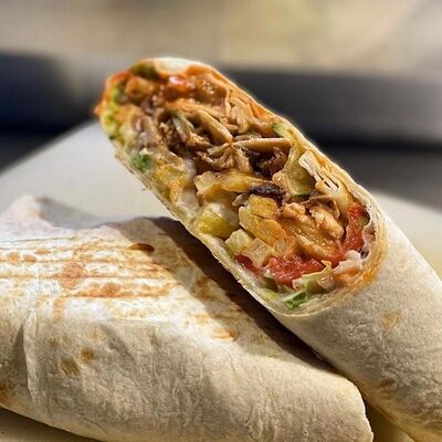 Шаурма со свининой большая в Шаурма Сити по цене 289 ₽