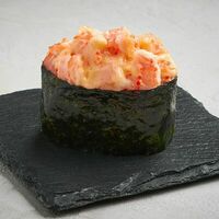 Запеченные суши с креветкой в Miyaki Sushi