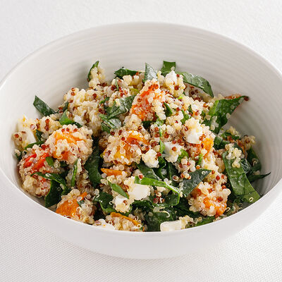 Салат из киноа с тыквой и фетой в Harvest по цене 750 ₽